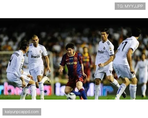 亚马尔与维尼修斯突破节奏与冲击力的差异解析