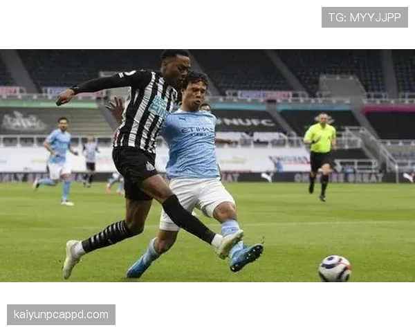 犯规判定存在哪些容易被误解的关键点？专业裁判如何界定？