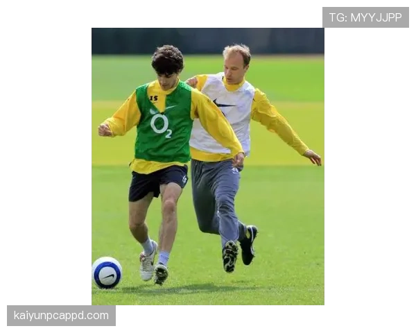 法布雷加斯与哈维控球分布的分化：技术风格还是战术角色？